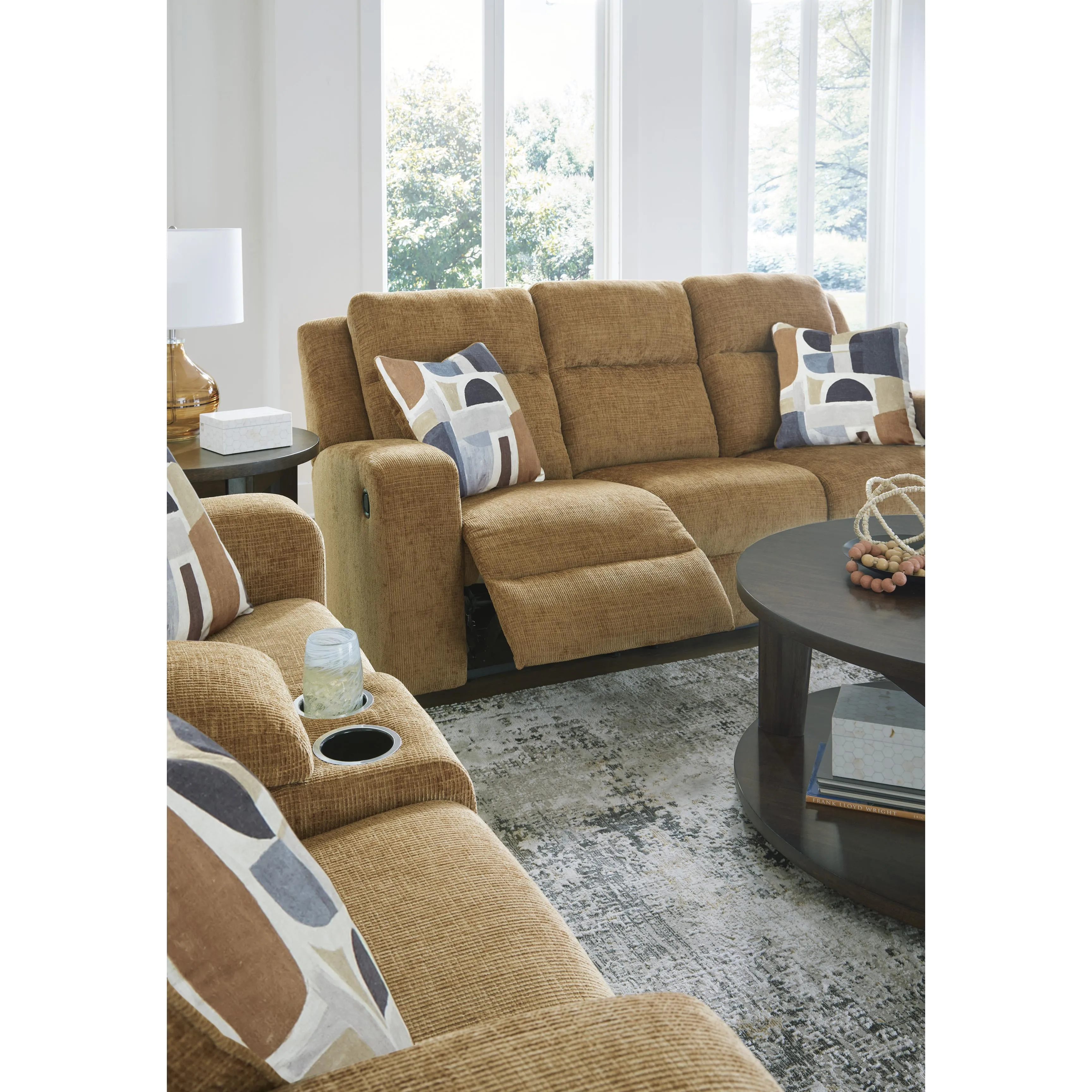 Signature Design by Ashley Kanlow Reclining Fabric Loveseat with Console 3860594