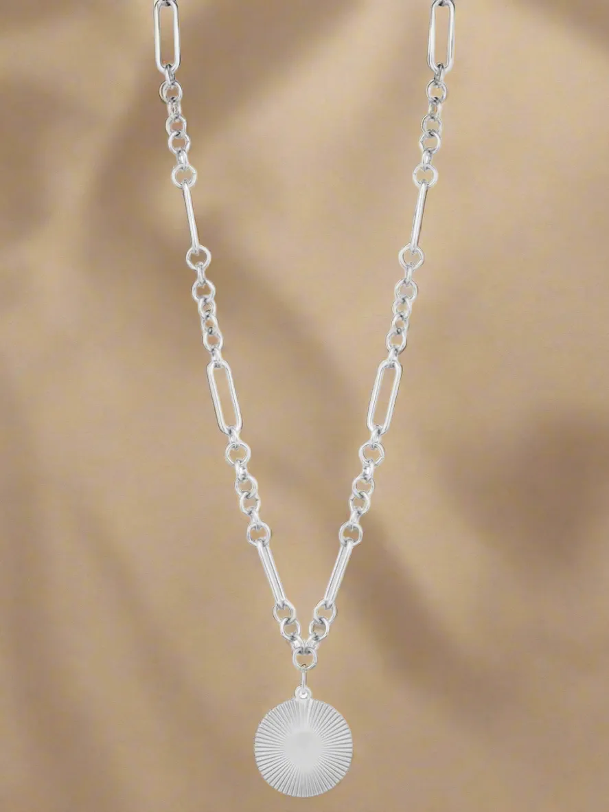 Sophisticated Chain with Textured Pendant Necklace