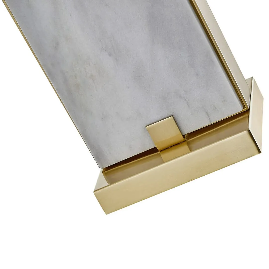 Sophisticated Magnus Table Lamp