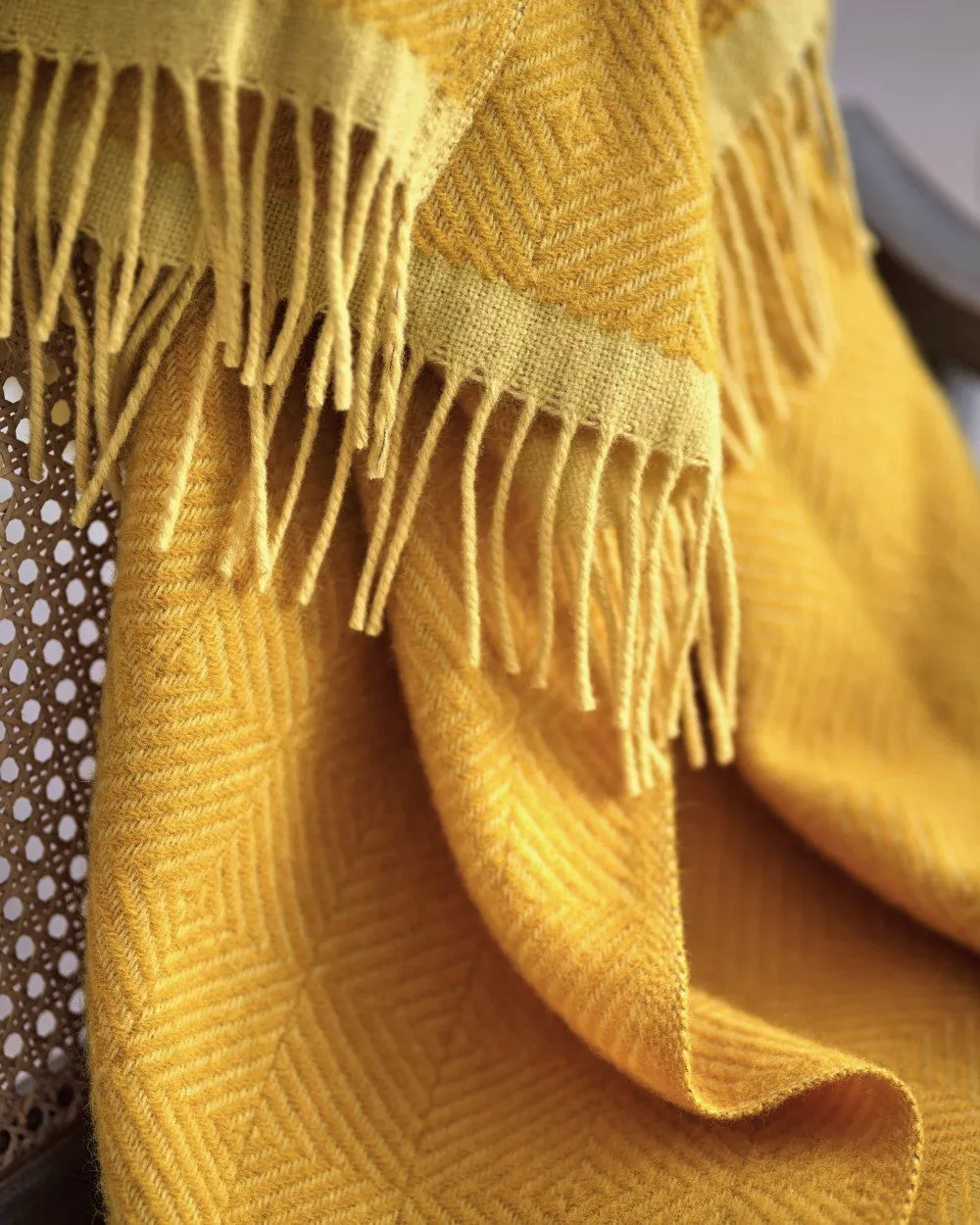 Wildweave Blanket: Buttercup and Primrose